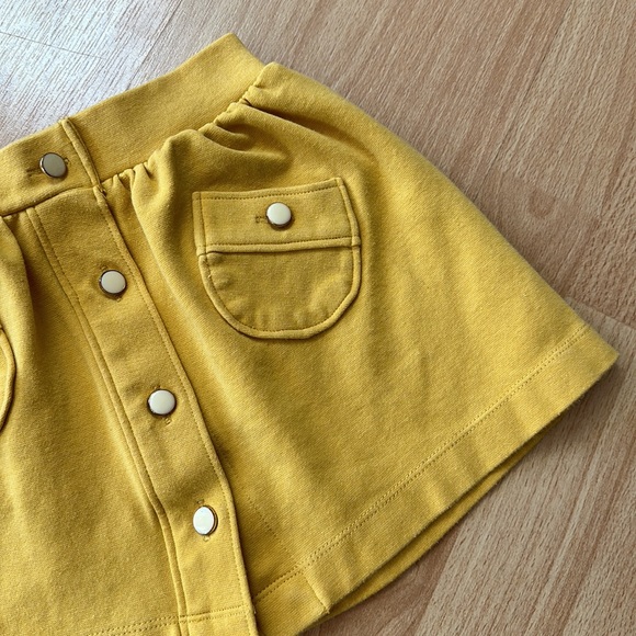Janie and Jack Toddler Girls Mustard Yellow Skirt Pockets & Buttons Sz 2T - Picture 4 of 7